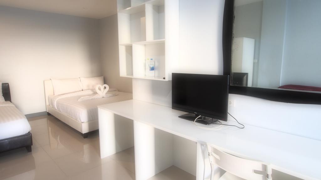 Ibeyond Apartment Romklao Suvarnabhumi Бангкок Номер фото